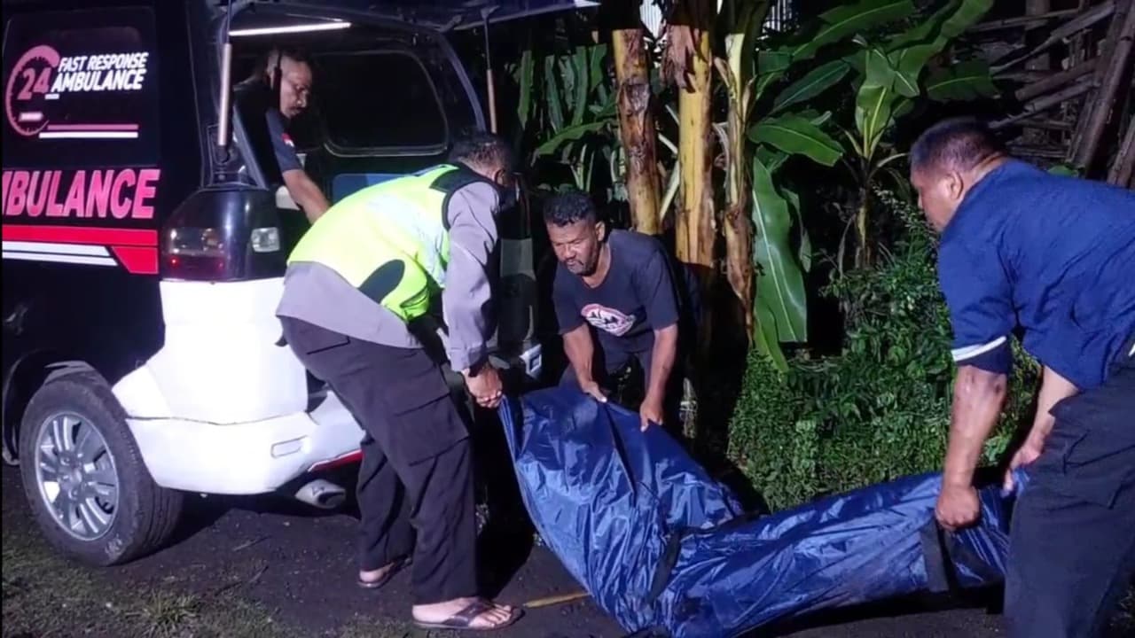 Terobos Palang Pintu, Pemotor Tewas Tertabrak KA Ijen Ekspres di Probolinggo