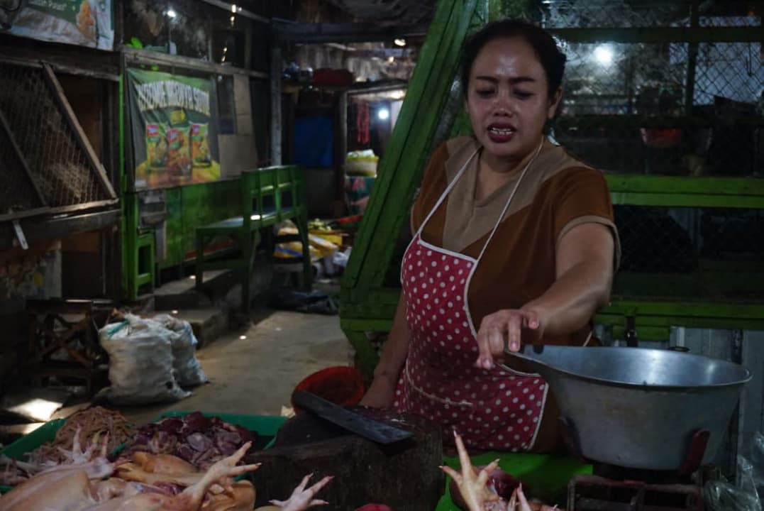 MBG Libur, Harga Daging Ayam di Probolinggo Turun hingga Rp10 Ribu