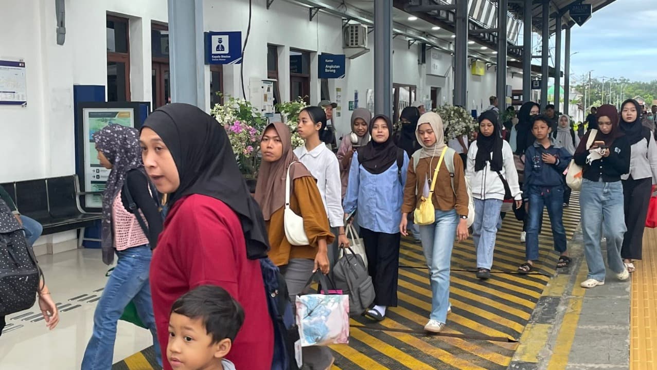 Wisata dan Ekonomi Terus Tumbuh, Kunjungan Penumpang Kereta ke Banyuwangi Tertinggi di Wilayah Daop 9