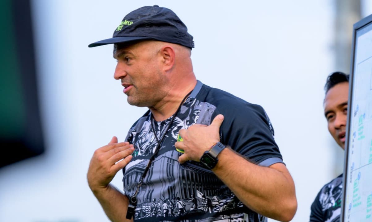 Persebaya Gelar Latihan Perdana, Ini Program yang Diberikan Bernardo Tavares