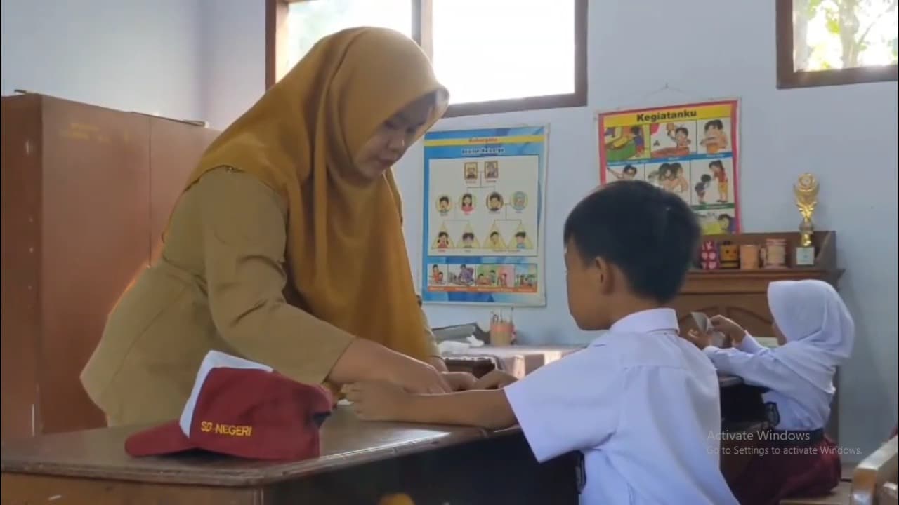 Minim Pendaftar, SDN 2 Parakan Trenggalek Pastikan Layanan Belajar Tetap Maksimal