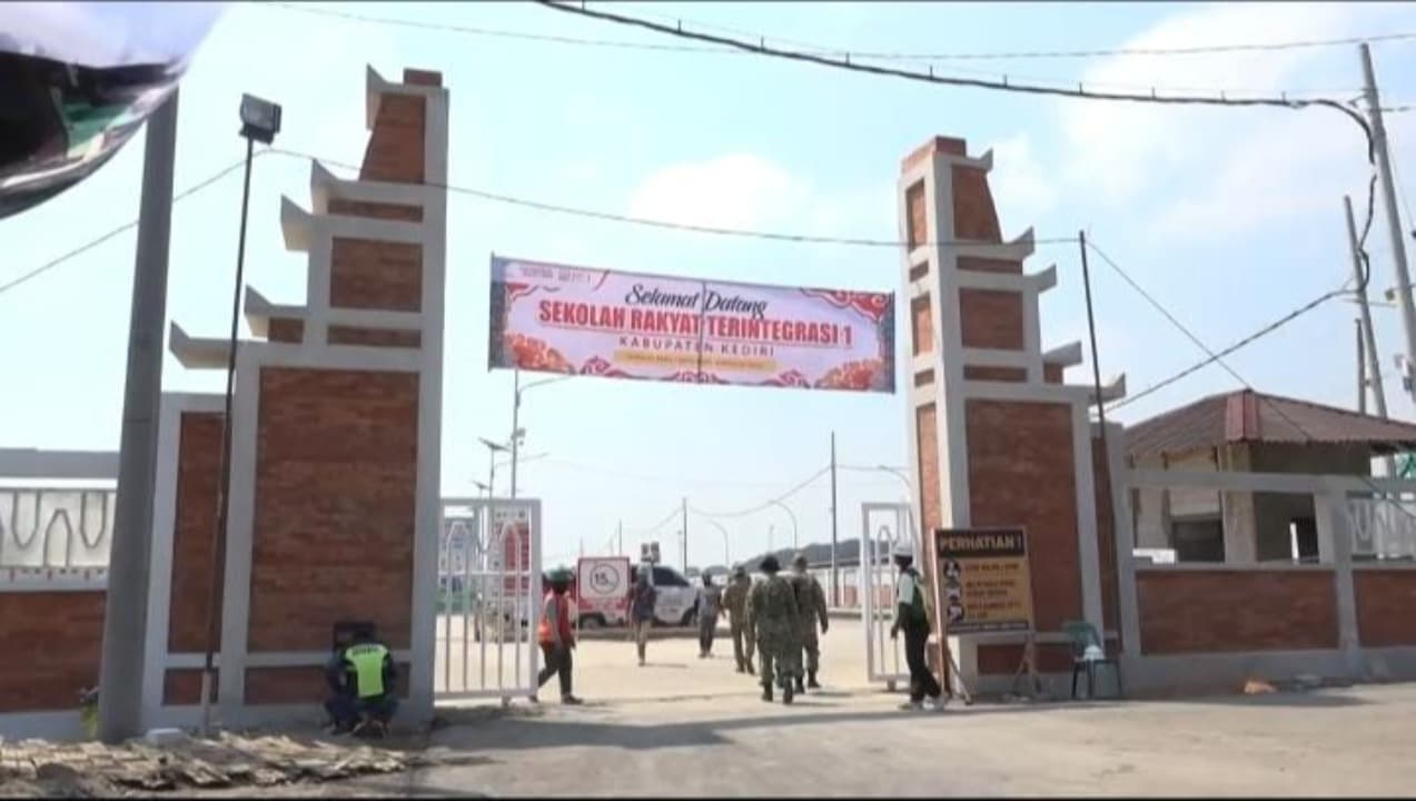 Pemkab Kediri Siap Kawal Keberhasilan Program Sekolah Rakyat