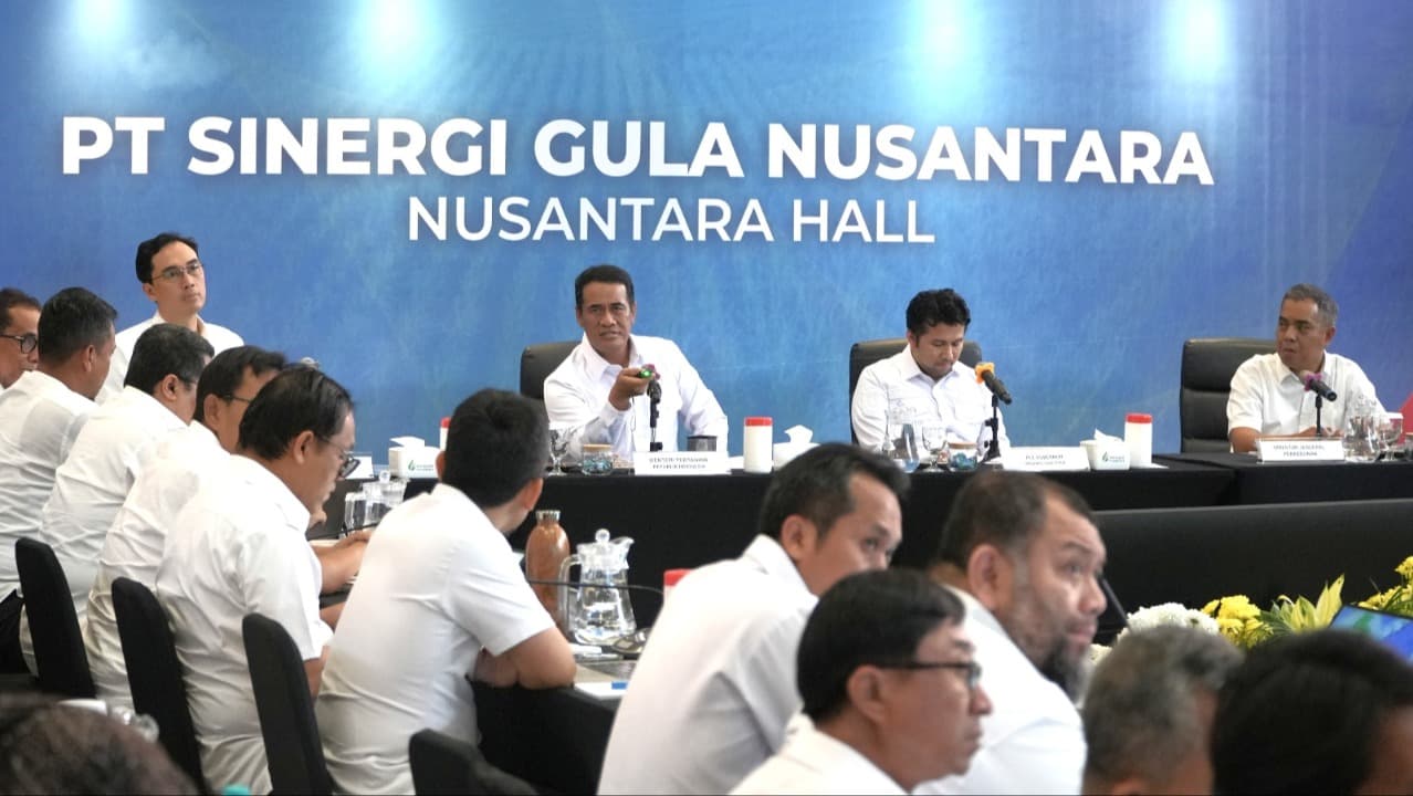 Mentan Targetkan Swasembada Gula Rampung Dua Tahun, PT SGN Siap Percepat Program Bongkar Ratoon