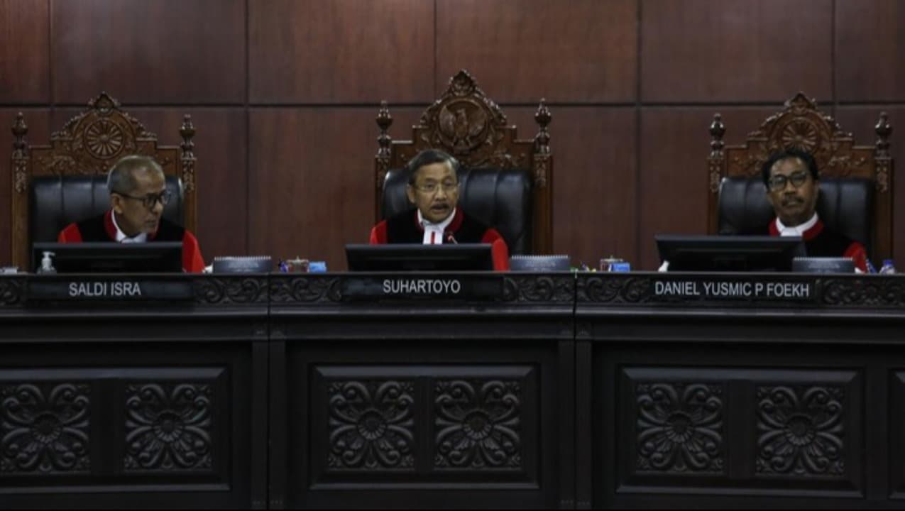 MK Pisahkan Dana MBG dari Anggaran Pendidikan Mulai 2028