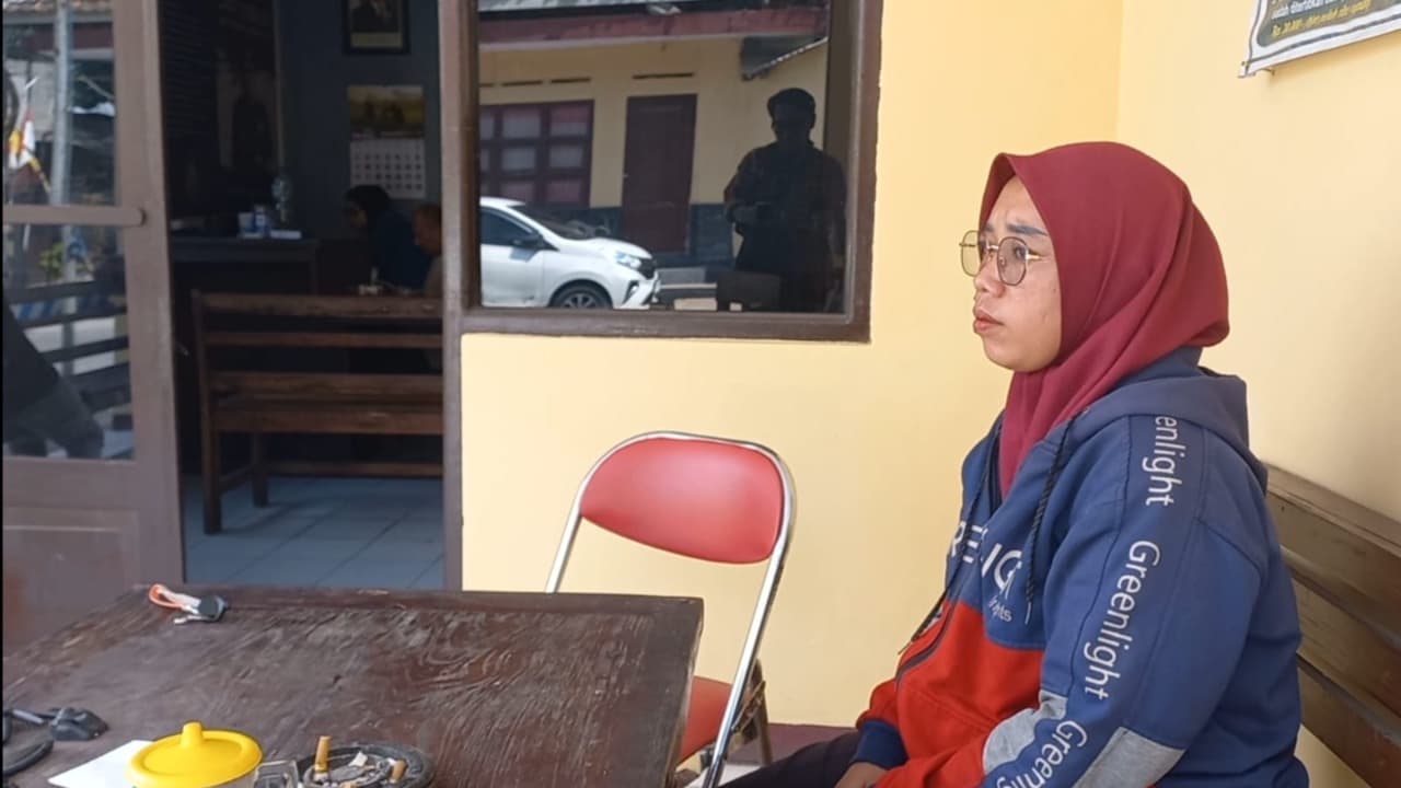 Buruh Pabrik Rokok di Probolinggo Dibacok Pelaku Begal, Motor dan Tas Amblas