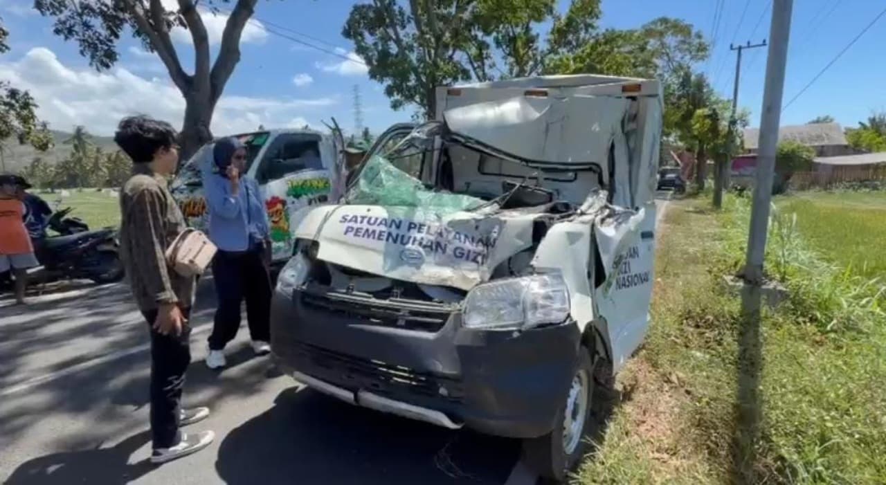 Mobil SPPG di Banyuwangi Tabrak Bagian Belakang Truk: Kenek Meninggal Dunia