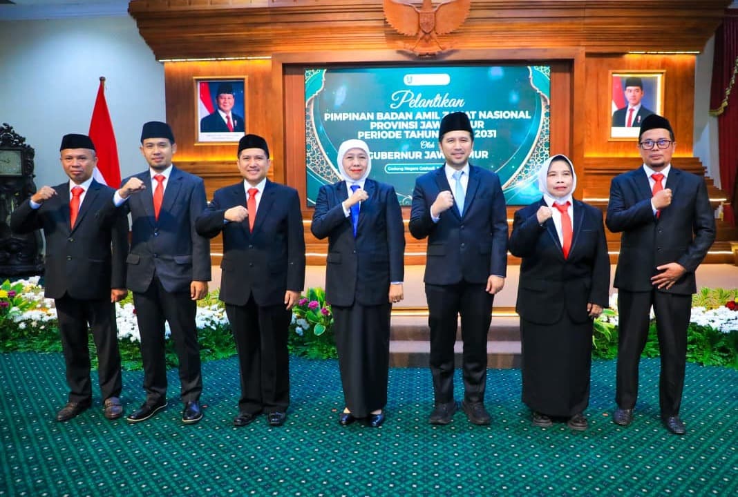 Gubernur Khofifah Lantik Pimpinan BAZNAS Jatim Periode 2026-2031