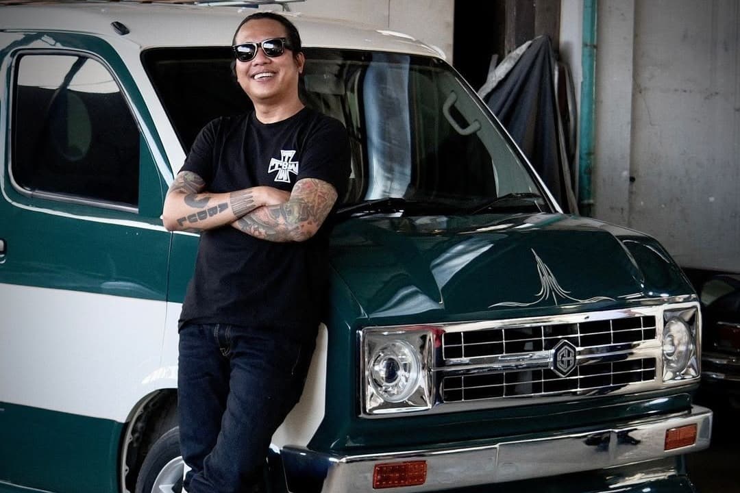 Dari Mobil Kurir Jadi Pusat Perhatian: Saat Gran Max Ditangan Gofar Hilman Patahkan Stigma "Mobil Pekerja"