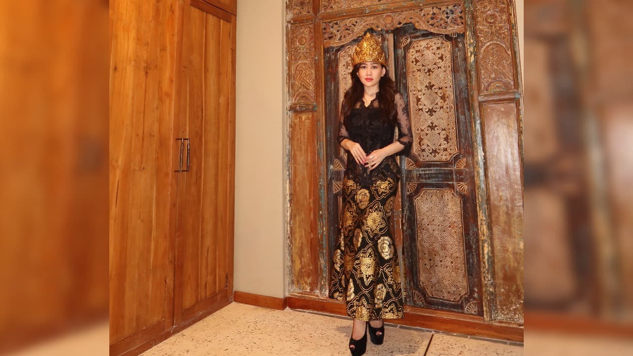 Menyatukan Nusantara dalam Keagungan Batik Majapahit Luxie Diandra
