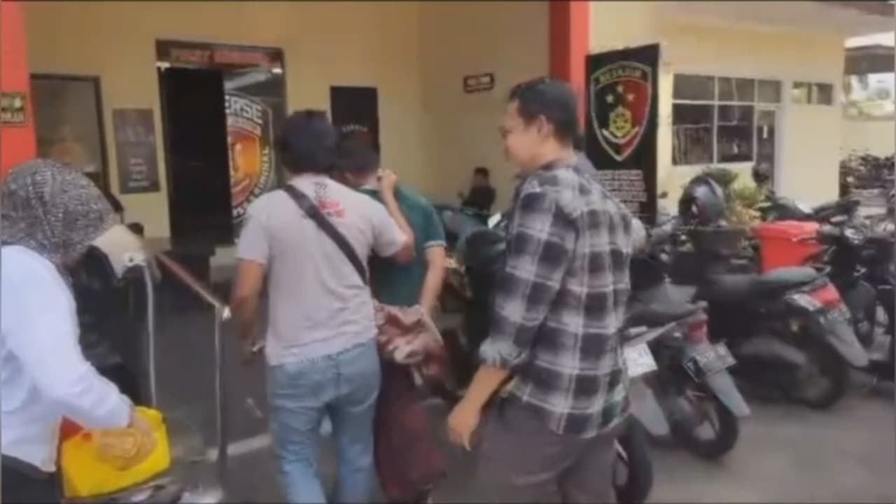 Cabuli Anak Tiri 11 Tahun, Ditangkap Polisi