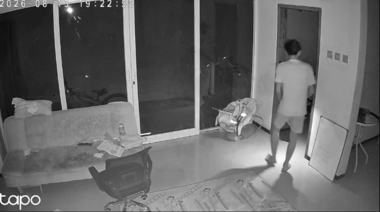Pemuda Bondowoso Mencuri di Rumah Tetangga 14 Kali, Uang Hasil Curian untuk Judi Online