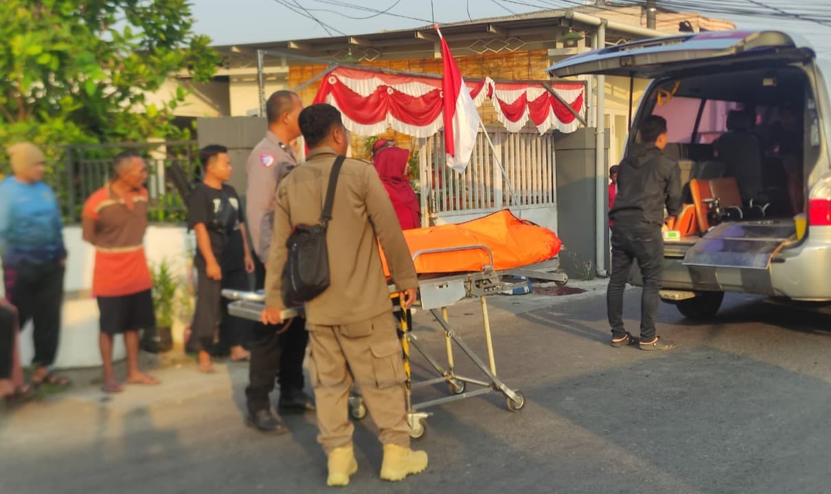 Hilang Kendali di Tikungan, Mahasiswa di Sidoarjo Tewas Tabrak Pagar Tembok Rumah Warga
