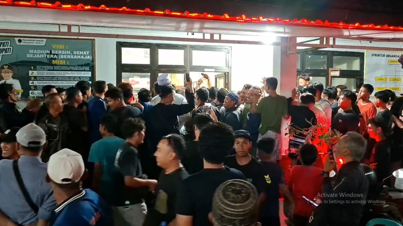 Tolak Pengembangan TPST, Ratusan Warga Bangunsari Gelar Aksi