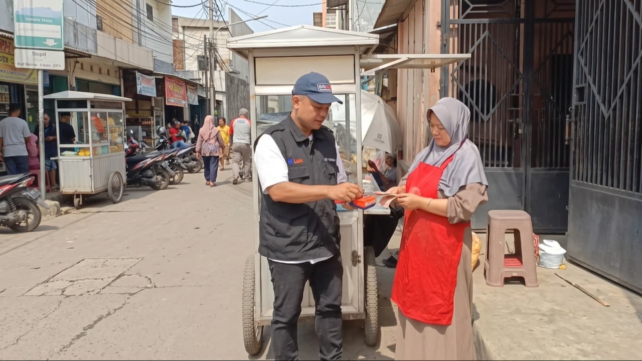 Juragan BRILink Asal Jabar Ini Sukses Ajak 7 Ribu Pekerja Informal Melek Proteksi