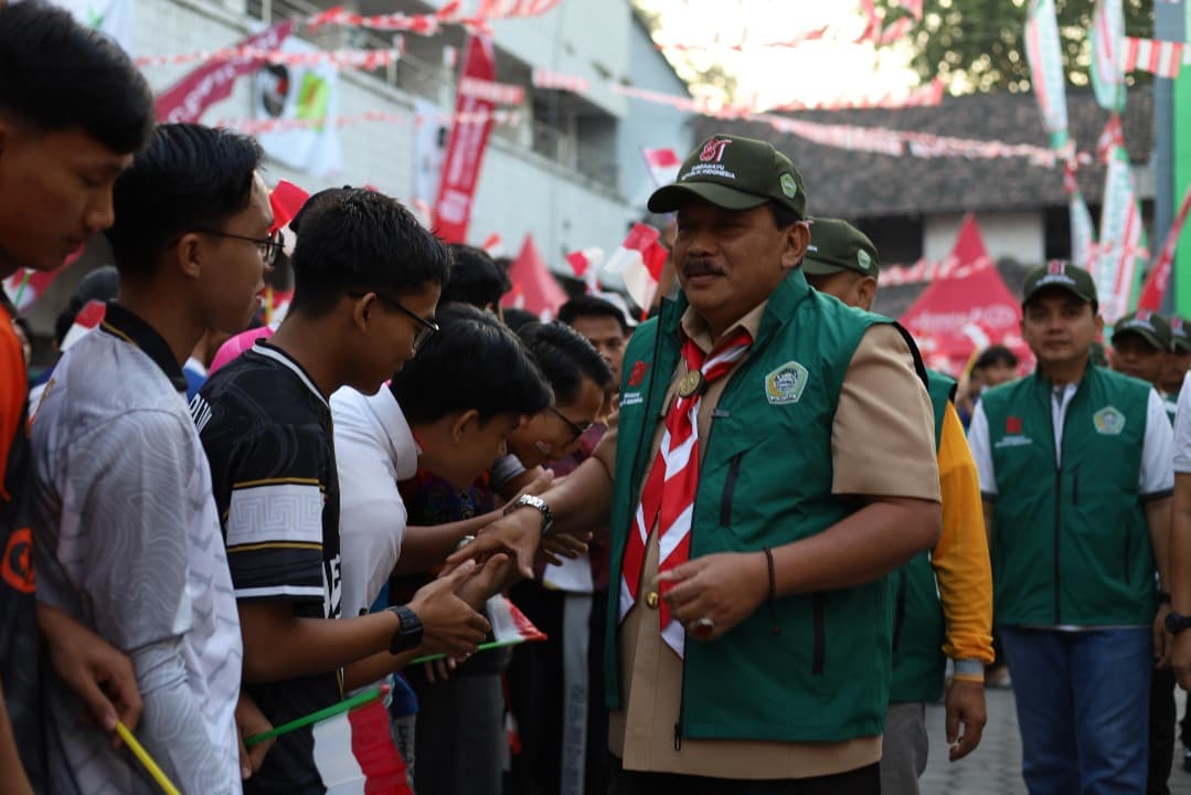 Jasbekel, Cara Ponpes Al Ubaidah Semarakkan Agustusan yang Turut Dihadiri Bupati Nganjuk