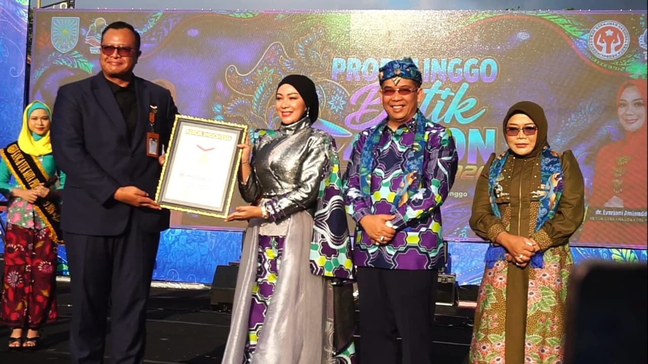 Spektakuker! Batik in Motion 2026 Probolinggo Pecahkan Rekor MURI Line Dance Batik Terbanyak