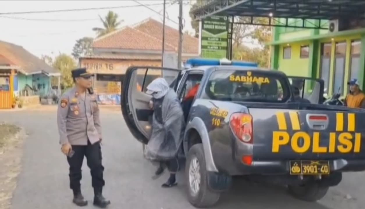 Alami Hipotermia, Pendaki Gunung Raung Dievakuasi