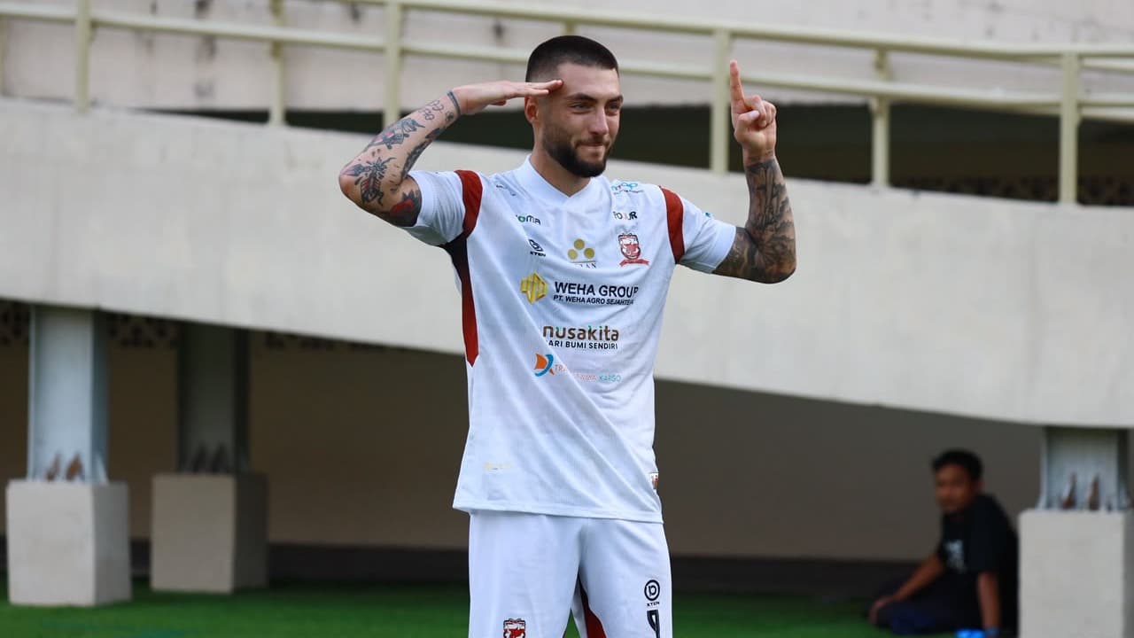 Dimitar Mitkov Brace, Madura United Tundukkan PSS Sleman 1-3