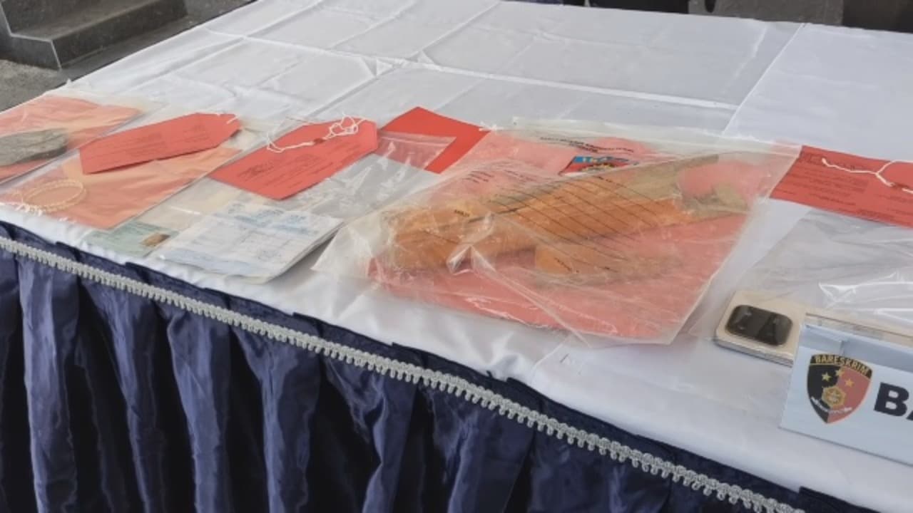 Tergiur Uang Berlipat, Rp26 Juta dan Emas Raib