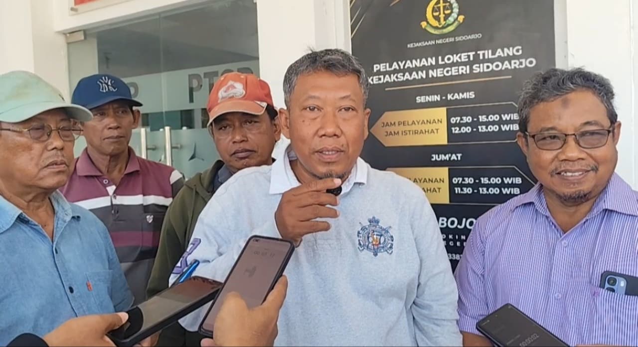 Kasus TKD Damarsi Dinilai Jalan Ditempat, Warga Luruk Kejari Sidoarjo