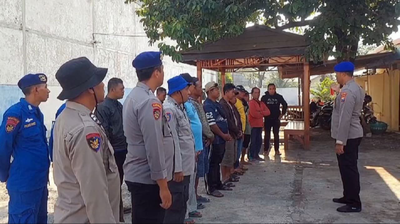 Tim SAR Cari Penyelam Hilang Saat Evakuasi Perahu Tenggelam di Probolinggo