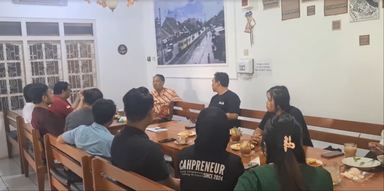 Ratusan Cah Prenuer Wadul ke Ketua DPRD Kota Blitar, Bahas Masa Depan UMKM Muda