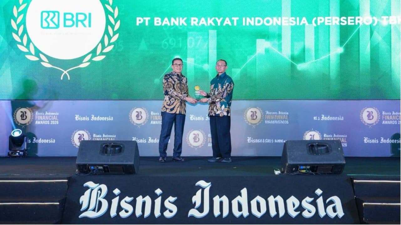 BRI Raih 2 Penghargaan di Bisnis Indonesia Financial Awards 2026, Direktur Utama Hery Gunardi Dinobatkan sebagai Best CEO Transformasi Ekosistem UMKM