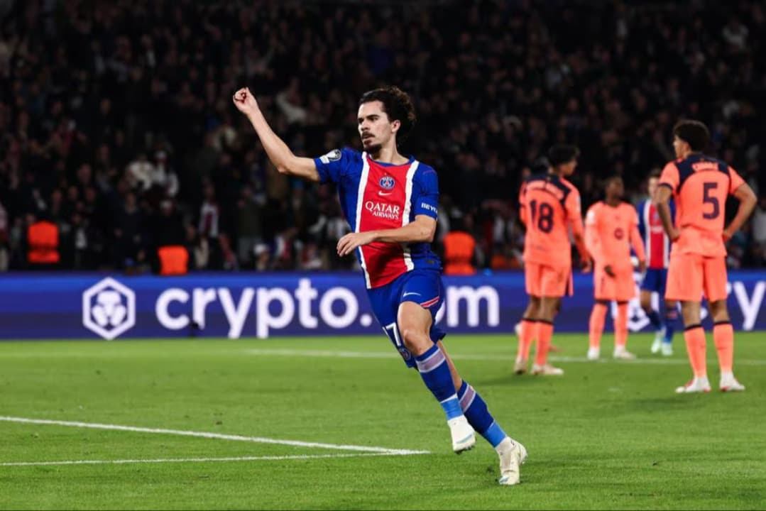 Hasil Liga Champions: PSG Beri Kekalahan Perdana untuk Barcelona, Liverpool Menang Comeback Kontra Villarreal