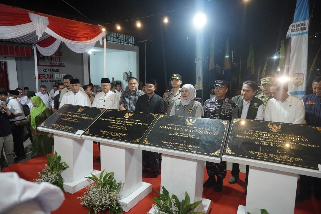 Gubernur Khofifah Resmikan Empat Proyek Infrastruktur di Pacitan Senilai Rp22,2 Miliar