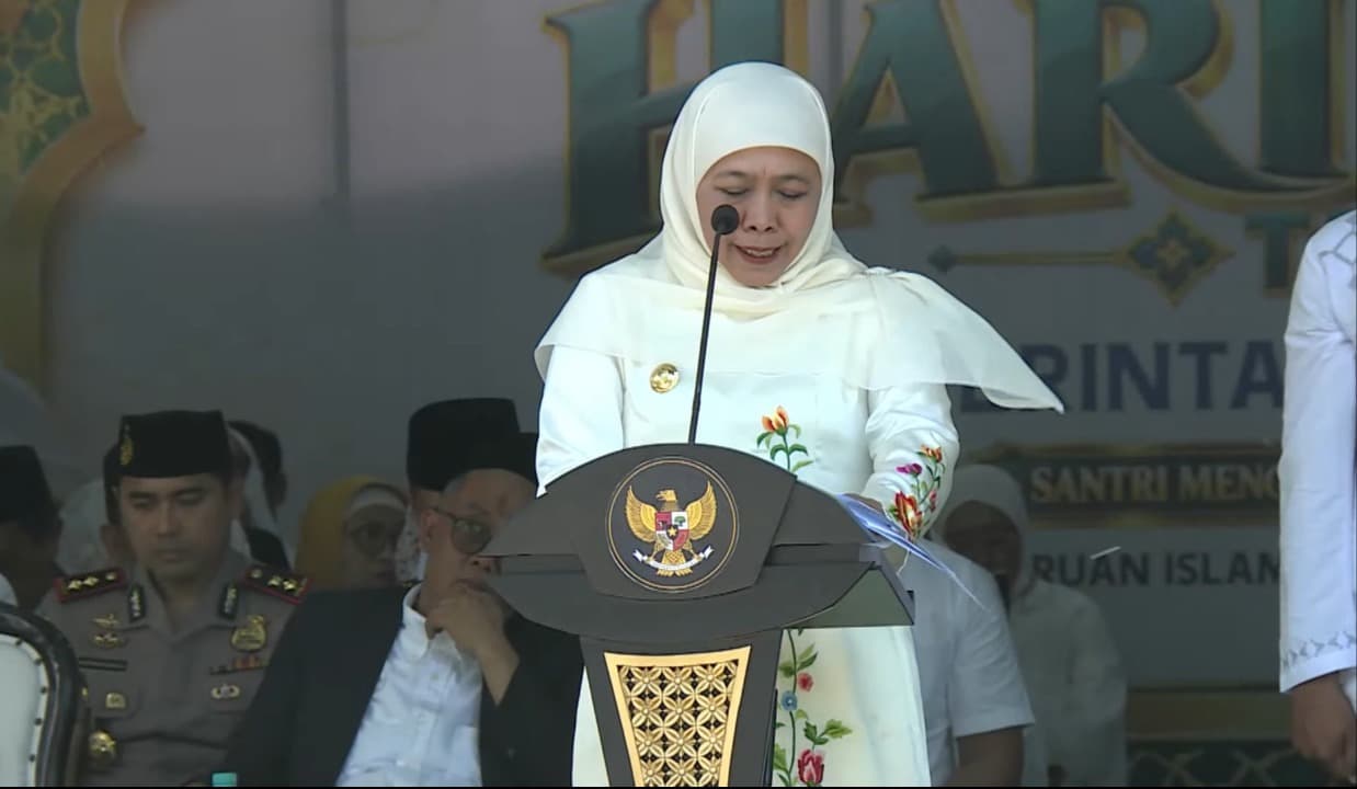 Pimpin Hari Santri di Pacitan, Khofifah Tekankan Peran Santri Menuju Indonesia Emas