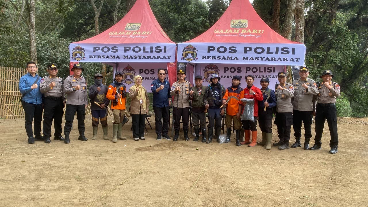 Karhutla Arjuno Belum Tuntas! Polres Batu Polres Batu Bentuk Posko Terpadu Bersama Masyarakat
