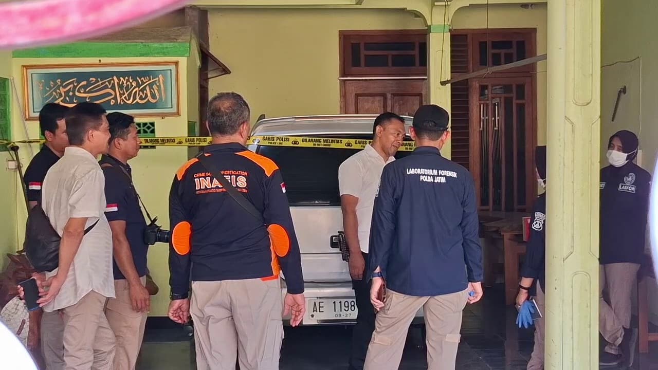 Labfor Periksa Sejumlah Lokasi Terkait Kasus Pembunuhan Ibu dan Anak di Madiun